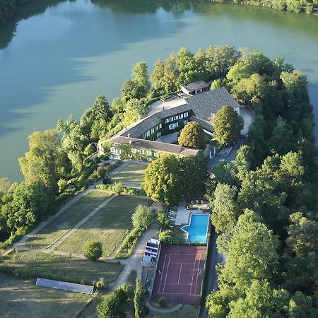 Logis Hotels Domaine Du Chatelard Dirac Exterior foto